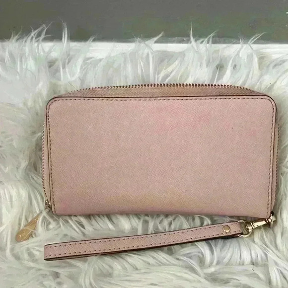 Michael Kors Jet Set Saffiano Leather Wristlet with strap - Picture 2 of 12